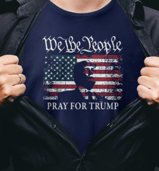 We The People Pray For Trump 2024 shirt Classic T-Shirt